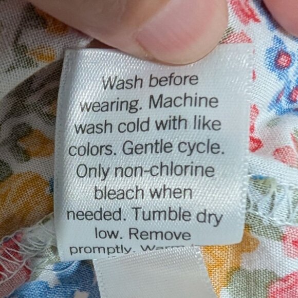 Croft & Barrow Floral Shirt Womens Size Large Multicolor Long Sleeve V Neck - Picture 6 of 10